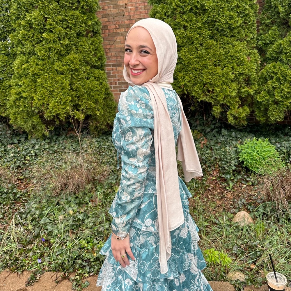 Hi, I’m Raya ♥️